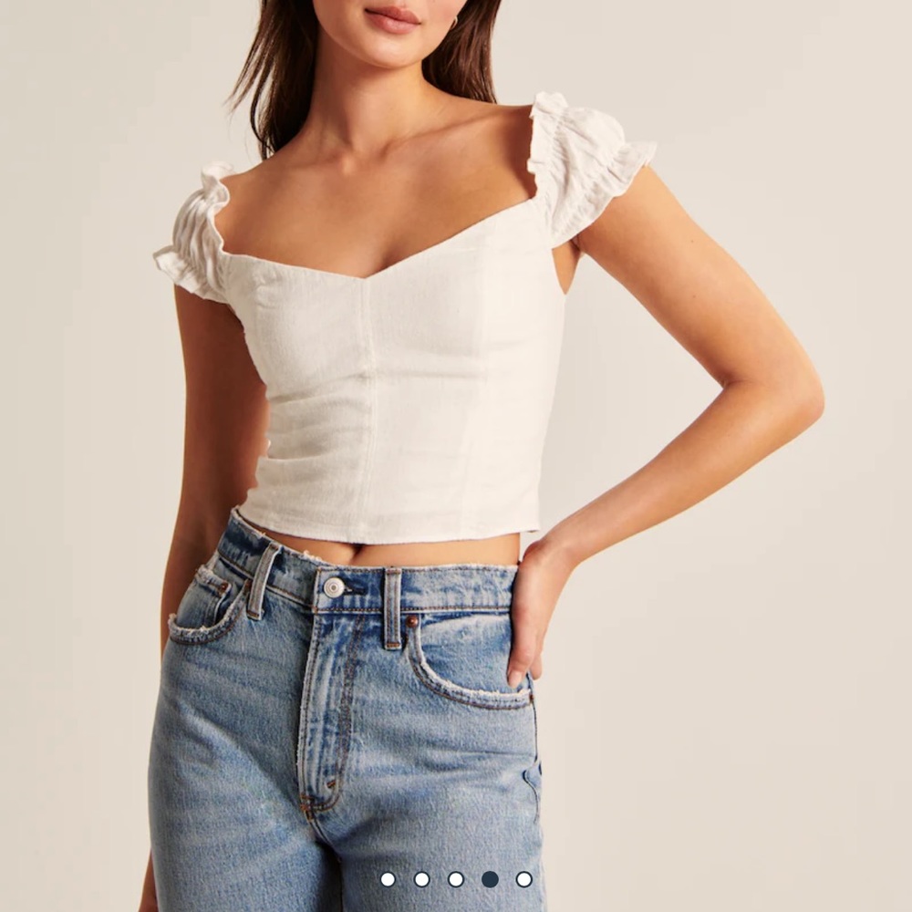 Abercrombie off the shoulder ruffle sleeve top